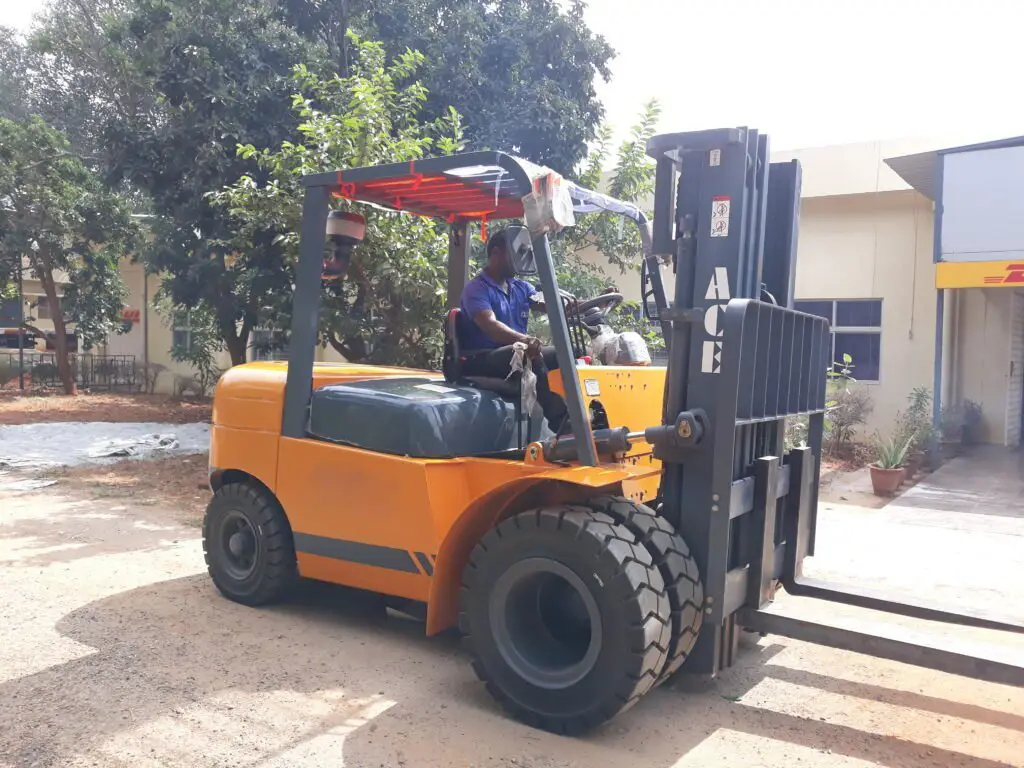 Standard Excavator 8T